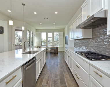 13000 Orihuela Dr - Photo Thumbnail 11