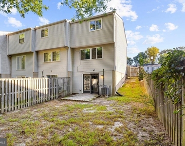 7930 Sutherland Court - Photo Thumbnail 31