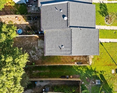 7930 Sutherland Court - Photo Thumbnail 33