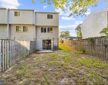 7930 Sutherland Court - Photo Thumbnail 28