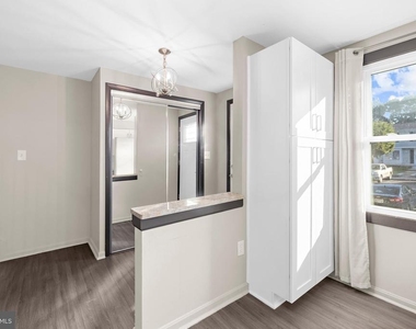 7930 Sutherland Court - Photo Thumbnail 7