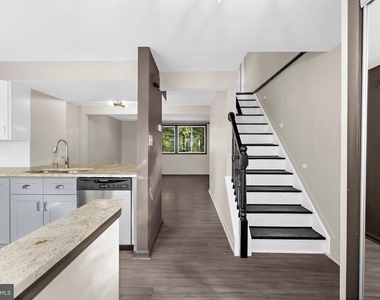 7930 Sutherland Court - Photo Thumbnail 4