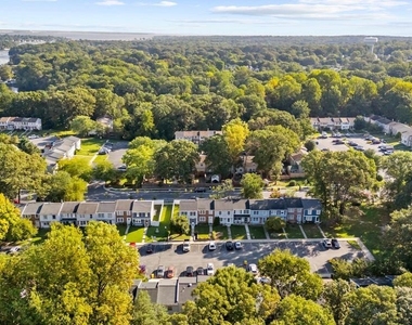 7930 Sutherland Court - Photo Thumbnail 38