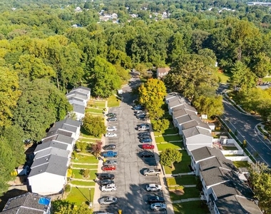 7930 Sutherland Court - Photo Thumbnail 36