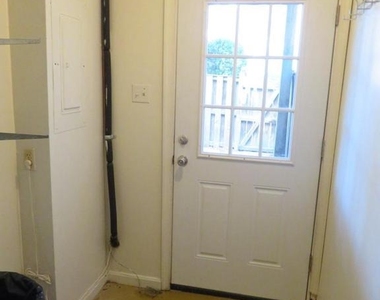 1602 W Bancroft Lane - Photo Thumbnail 44