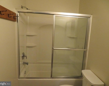 1602 W Bancroft Lane - Photo Thumbnail 33