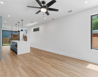 1402 Beckett St - Photo Thumbnail 3