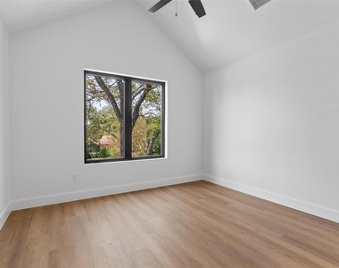 1402 Beckett St - Photo Thumbnail 31