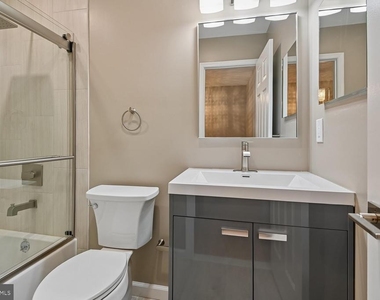 558 Francis Nicholson Way - Photo Thumbnail 24