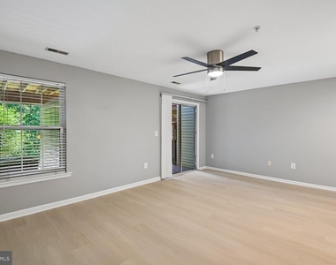 558 Francis Nicholson Way - Photo Thumbnail 25