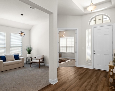 124 Adina Dr - Photo Thumbnail 3