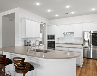 124 Adina Dr - Photo Thumbnail 12