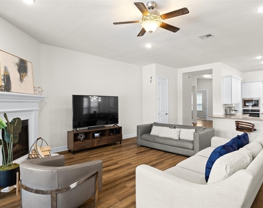 124 Adina Dr - Photo Thumbnail 9