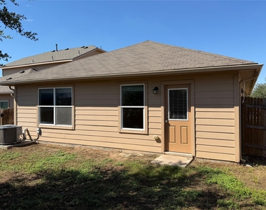 10305 Hatton Ln - Photo Thumbnail 11