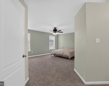 1500 E Matisse Drive - Photo Thumbnail 28