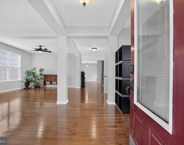 1500 E Matisse Drive - Photo Thumbnail 5