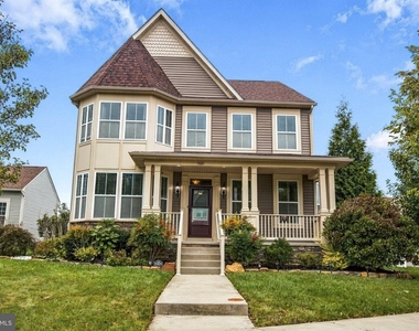 1500 E Matisse Drive - Photo Thumbnail 2