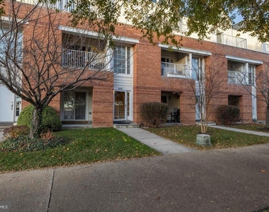 156 Christina Landing Drive - Photo Thumbnail 6