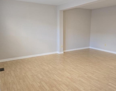 216 Barrett Run Place - Photo Thumbnail 1