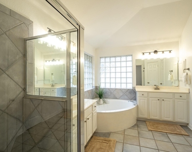 1733 Chasewood Dr - Photo Thumbnail 22