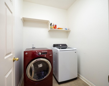 1733 Chasewood Dr - Photo Thumbnail 36