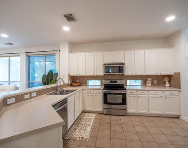 1733 Chasewood Dr - Photo Thumbnail 12