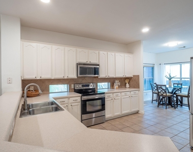 1733 Chasewood Dr - Photo Thumbnail 13