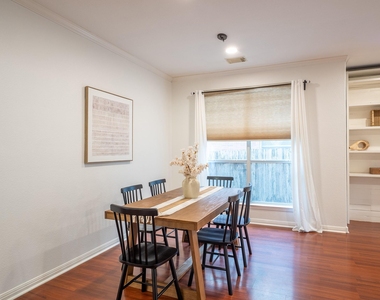 1733 Chasewood Dr - Photo Thumbnail 5