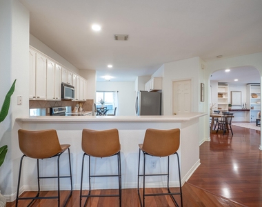 1733 Chasewood Dr - Photo Thumbnail 9