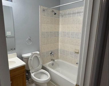 612 Eastern Avenue Ne - Photo Thumbnail 6