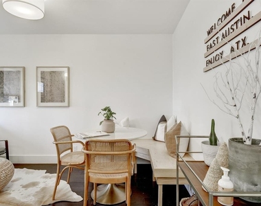 2901 Glen Rae St - Photo Thumbnail 13
