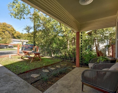 2901 Glen Rae St - Photo Thumbnail 33