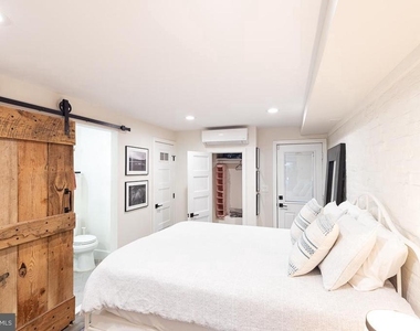 1517 6th Street Nw - Photo Thumbnail 7
