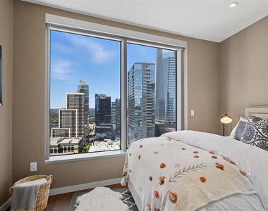 200 Congress Ave - Photo Thumbnail 24