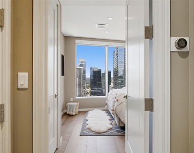 200 Congress Ave - Photo Thumbnail 22