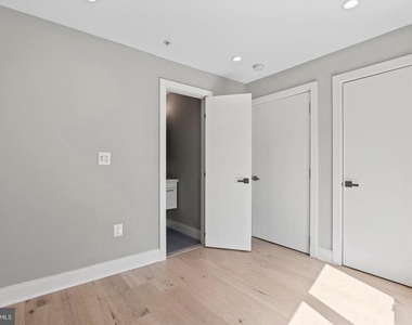4424 Georgia Avenue Nw - Photo Thumbnail 7