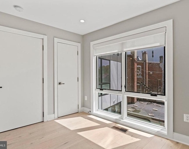 4424 Georgia Avenue Nw - Photo Thumbnail 10