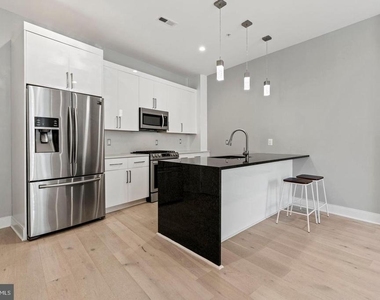 4424 Georgia Avenue Nw - Photo Thumbnail 1