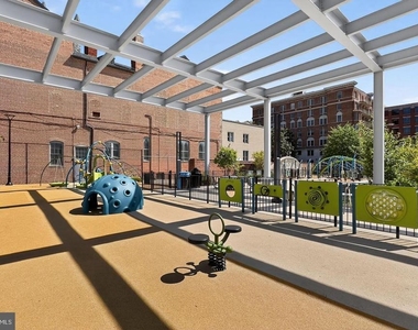 1747 Church Street Nw - Photo Thumbnail 25