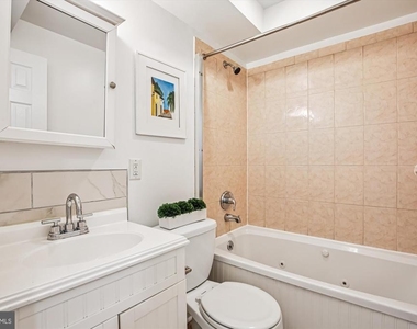 13 R Street Ne - Photo Thumbnail 23