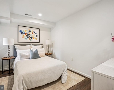 13 R Street Ne - Photo Thumbnail 24