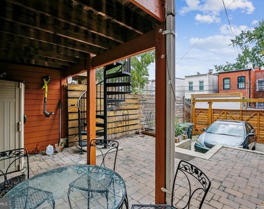 13 R Street Ne - Photo Thumbnail 35