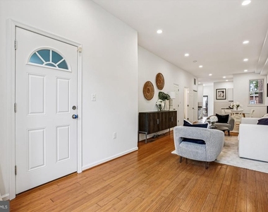 13 R Street Ne - Photo Thumbnail 6
