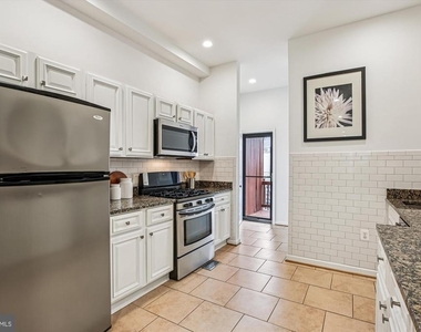 13 R Street Ne - Photo Thumbnail 13