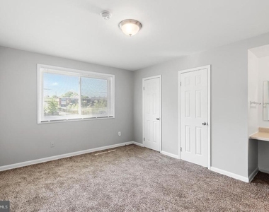5344 C Street Se - Photo Thumbnail 3