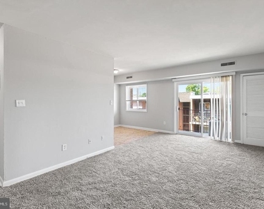 5344 C Street Se - Photo Thumbnail 8