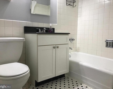 1311 Delaware Avenue Sw - Photo Thumbnail 8