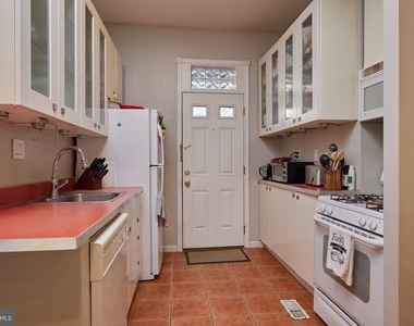 1745 Nw T Street Nw - Photo Thumbnail 16