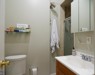 1745 Nw T Street Nw - Photo Thumbnail 21