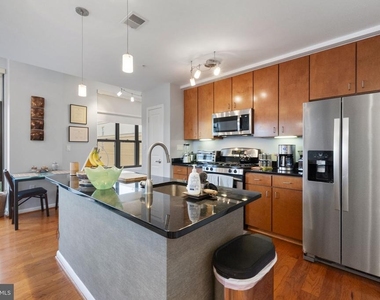 1001 L Street Nw - Photo Thumbnail 7